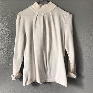 Vintage white mockneck long sleeve sweater